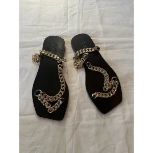 RAYE Chain Sandals Black Flats Gold Chain