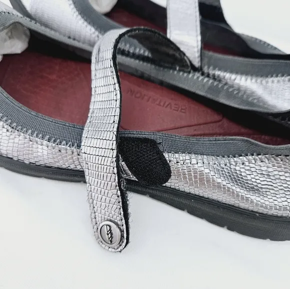 Revitalign Driftwood Pewter Snake Leather Mary Jane Flat Size 9.5