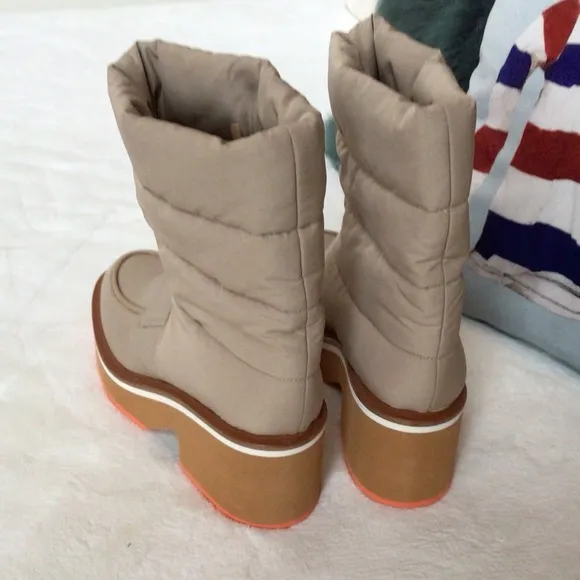 Robert Clergerie Ally Quilted Block Platform Boots, 39.5,