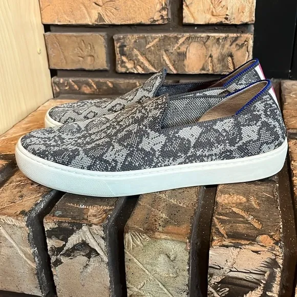 Rothy’s Retired Snakeskin Gray Slip On Loafers Size 8.5