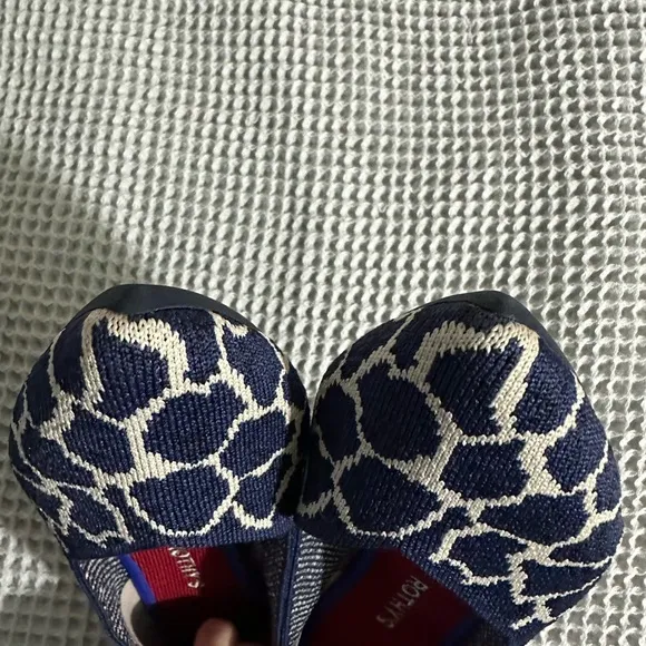 Rothy's The point Indigo Blue Giraffe Flats