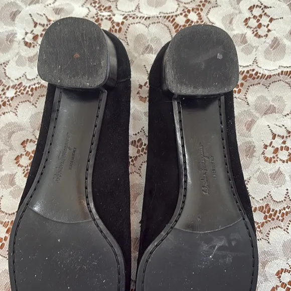 Salvatore Ferragamo Black Suede Nero Loafers - Sz 7 2a