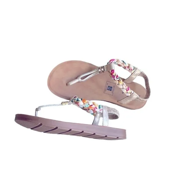 Sandal flats