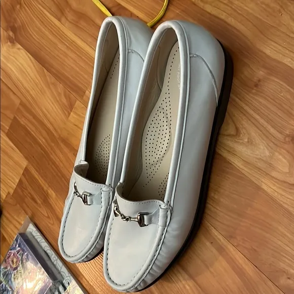 SAS Women's White Loafers Size 11.5