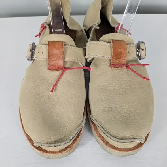 Satorisan Benirras Shoe Sandals 40 8.5 Leather Tan Brown Buckle Boho Artsy Beige