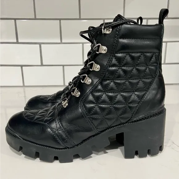 Schutz Cory Black Leather Quilted Women’s Combat Boots Size 6.5 New