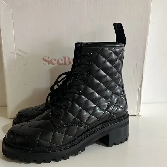 See by Chloe Jodie Diamond-Quilted Leather Lace-Up Boots Size 6.5 msrp $550.00
