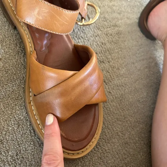 See By Chloe Lyna Sandals Tan Leather Flats Sz 9.5
