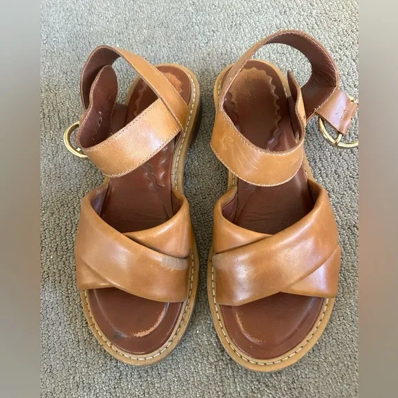 See By Chloe Lyna Sandals Tan Leather Flats Sz 9.5
