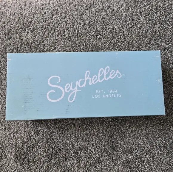Seychelles What A Girl Wants Flat Snakeskin Texture NEW size 8.5
