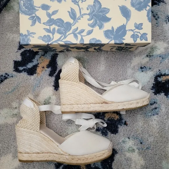 Sezane Diane Espadrilles in Ecru size 38 NEW