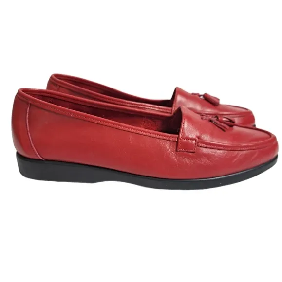 Simply Comfort Women's Loafers/Flats Red Leather 8‎