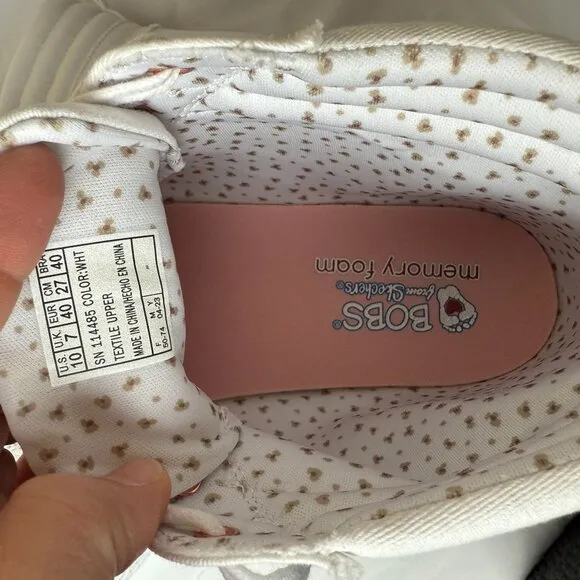 SKECHERS BOBS Women US10 Pristine Blissh High Top Memory Foam Sneaker NWOB White