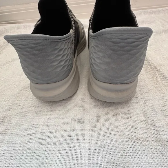Skechers Slip On Sneakers Air-Cooled Memory Foam Shoes Gray SZ 9.5
