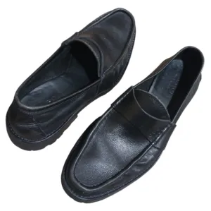 SOLD GUCCI Lug Sole Logo Embossed Loafers