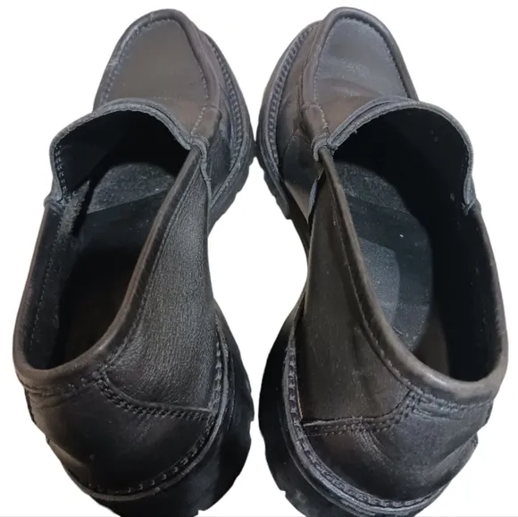 SOLD GUCCI Lug Sole Logo Embossed Loafers