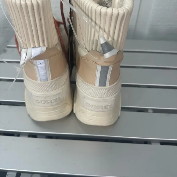 SOREL Brex Cozy Lace Up Womens Boots Size 10 NWOT