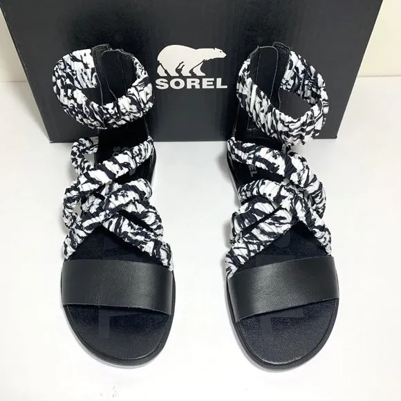 Sorel Ella II Ankle Strap Sandals Leather Flats White &amp; Black Print Size 5.5 NEW