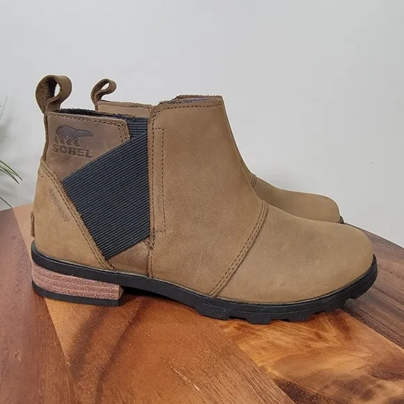 Sorel Emelie Chelsea Ankle Boots Waterproof Brown Leather Size 6