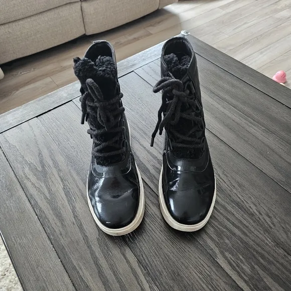 Sorel Joan of Arctic Next Lite Boots
