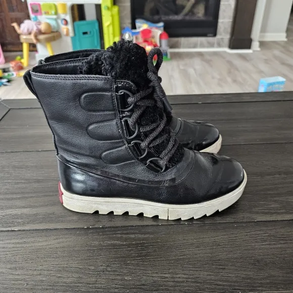 Sorel Joan of Arctic Next Lite Boots
