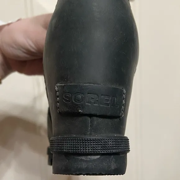 Sorel Lexie Quilted Boots, Size 7.5