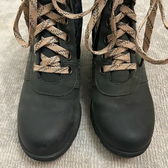 Sorel Lexie Quilted Boots, Size 7.5