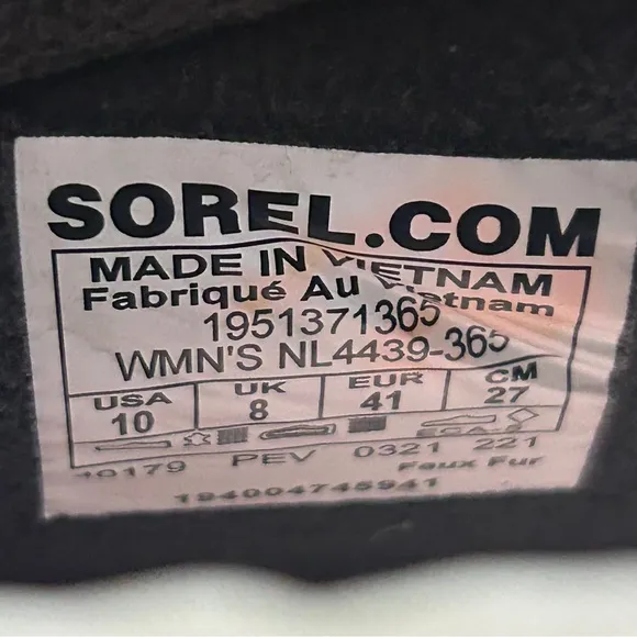 SOREL Out N About III Puffy Women's Waterproof Insulated Boots Size 10