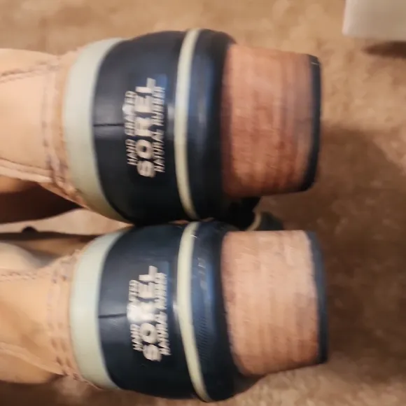 Sorel Slimpack II Lace Tan and Black Winter Boots