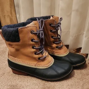 Sorel Slimpack II Lace Tan and Black Winter Boots