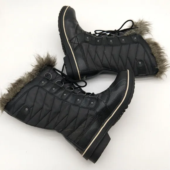 Sorel Tofino II Boots Size 7 Faux Fur Lined Waterproof Black Quilted Lace Up