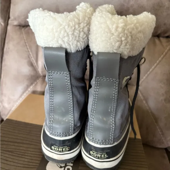Sorel Winter Carnival Boots - Black and Gray
