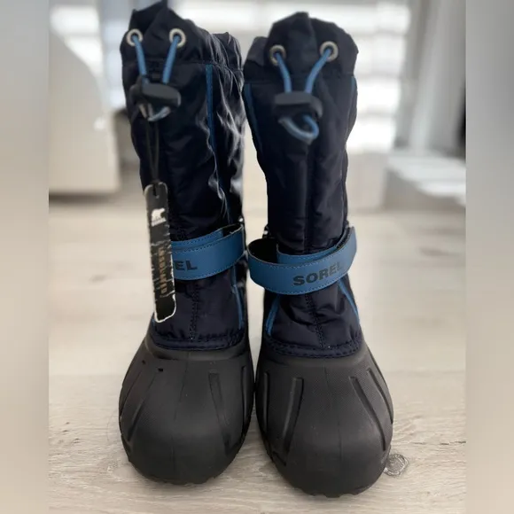 Sorel Youth Flurry Weather Resistant Snow Boot Size 6 UK 5