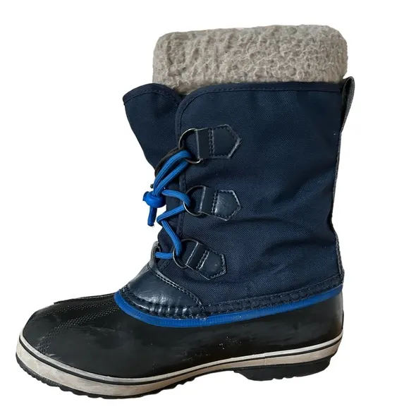 Sorel Youth Nylon Yoot Pac Boot. Blue. Lace up toggle closure. Sz 6.