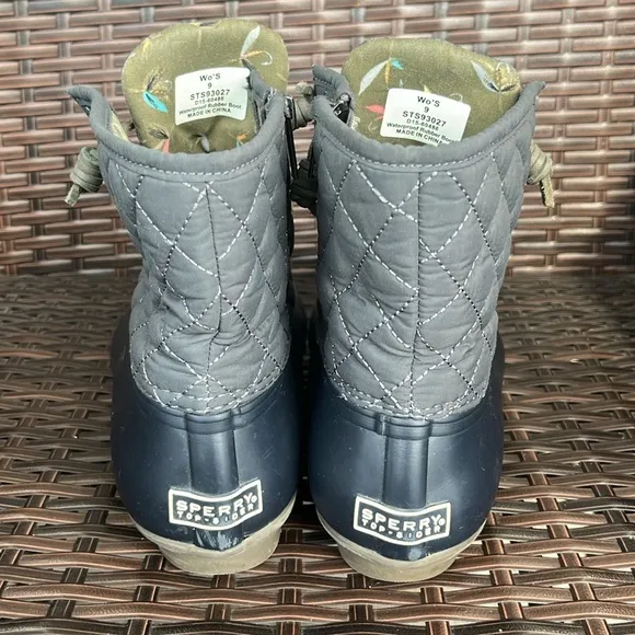 Sperry Saltwater Nylon Quilted Duck Boots - Size 9