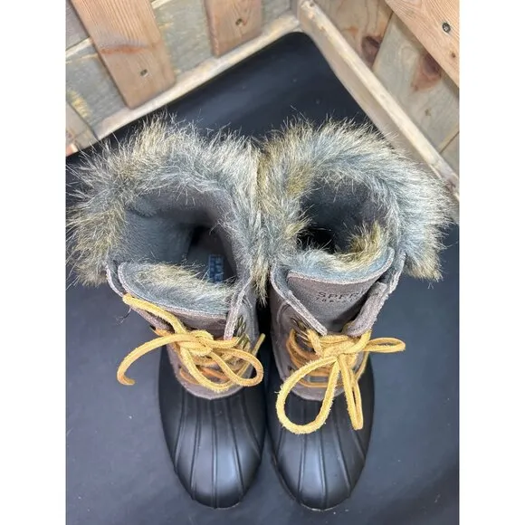 Sperry Womens Size 9 Duck Boots With Faux Fur Trim &amp; Lace-Up Closure