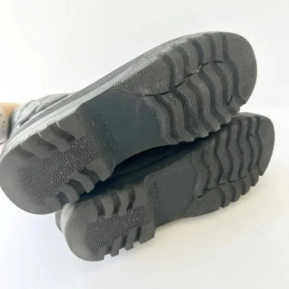SPERRY Top Sider Women’s Size 7 Gosling Black Quilted Boots Waterproof Ankle