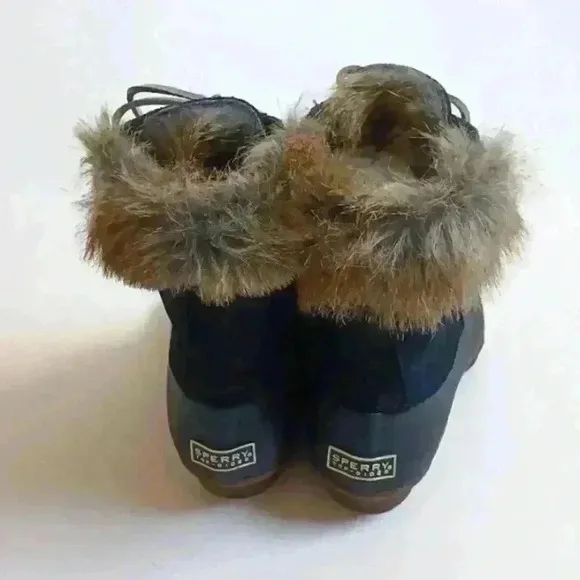 SPERRY Top Sider Navy Quilted Boots