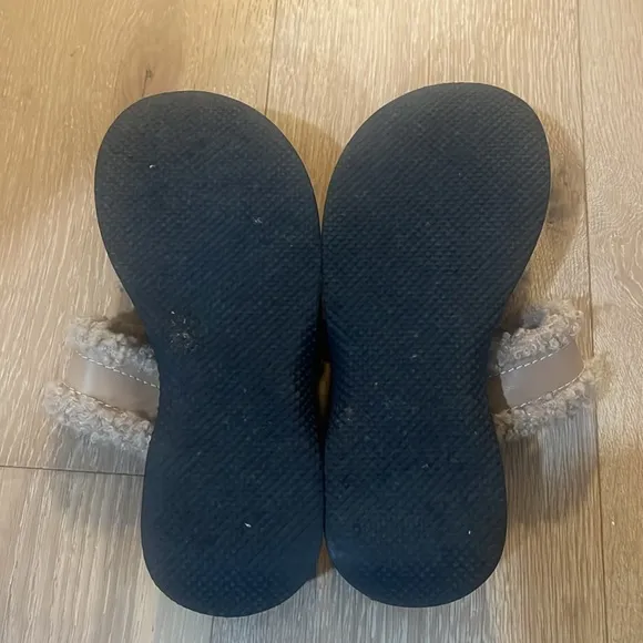 Staud Siesta shearling slide in doe