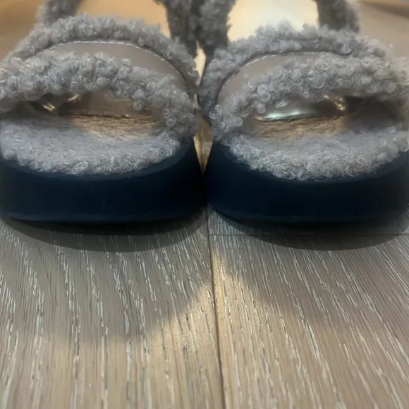 Staud Siesta shearling slide in doe