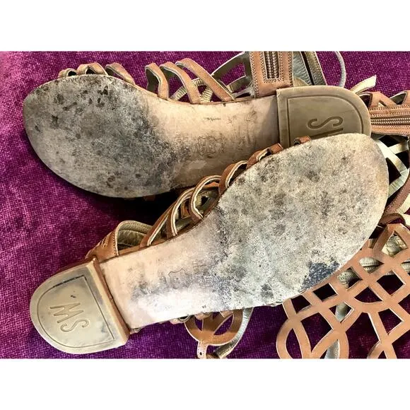 STUART WEITZMAN $495 Aphrodite Gladiator Sandal SEXY FLATS Size 9 Tan FESTIVAL