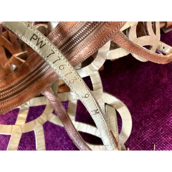 STUART WEITZMAN $495 Aphrodite Gladiator Sandal SEXY FLATS Size 9 Tan FESTIVAL