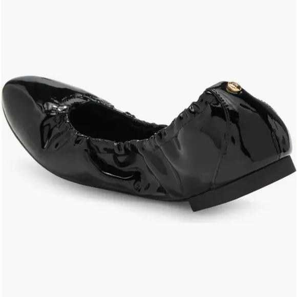 Stuart Weitzman Gabby scrunched patent leather ballet flats NWT