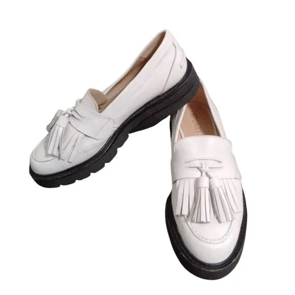 Stuart Weitzman Mila Lift Loafer Women's White Leather Flat Size 6