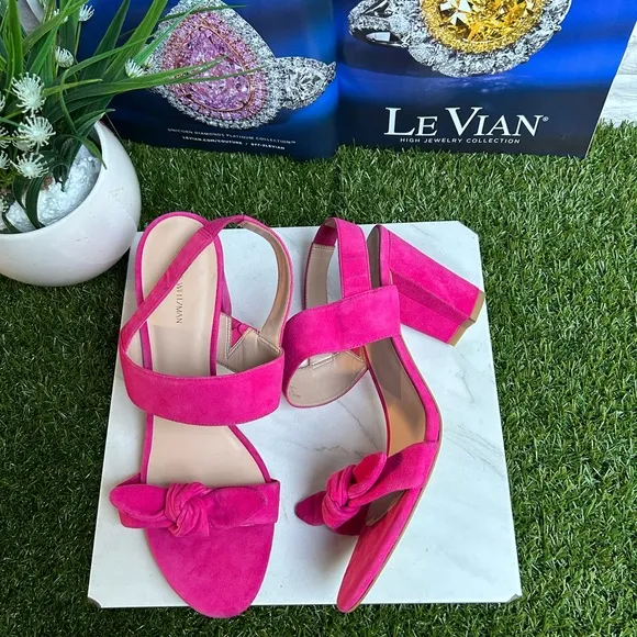 STUART WEITZMANBandeau Block Heel Barbie Pink suede Leather size 7