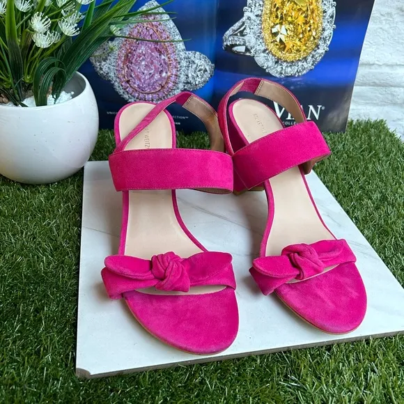 STUART WEITZMANBandeau Block Heel Barbie Pink suede Leather size 7