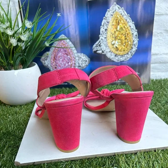 STUART WEITZMANBandeau Block Heel Barbie Pink suede Leather size 7