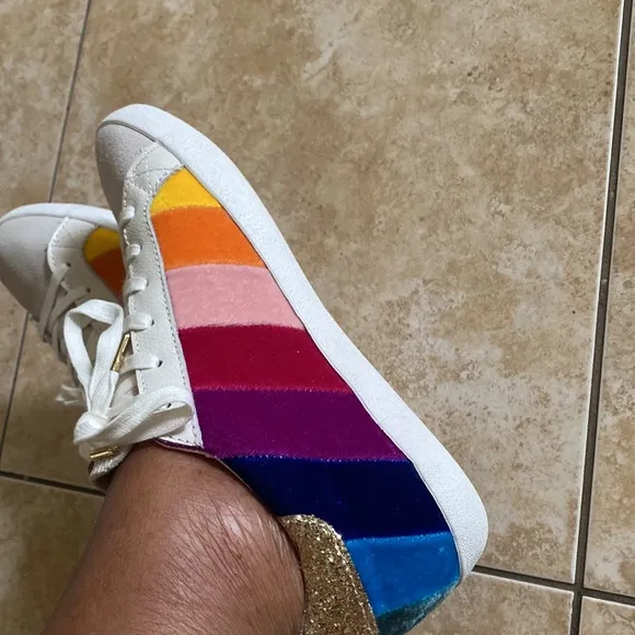 Summer statement in a bright snazzy sneakers by Kurt Geiger!