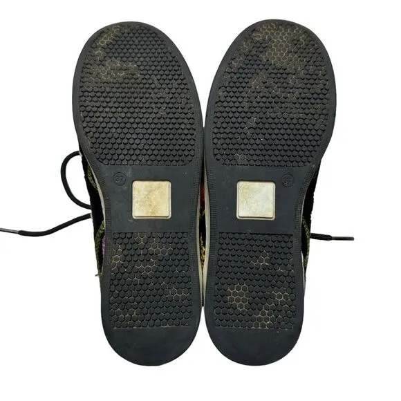 Suzani Women's Embroidered Floral Geometric Design Sneakers Size 37 (6.5-7)