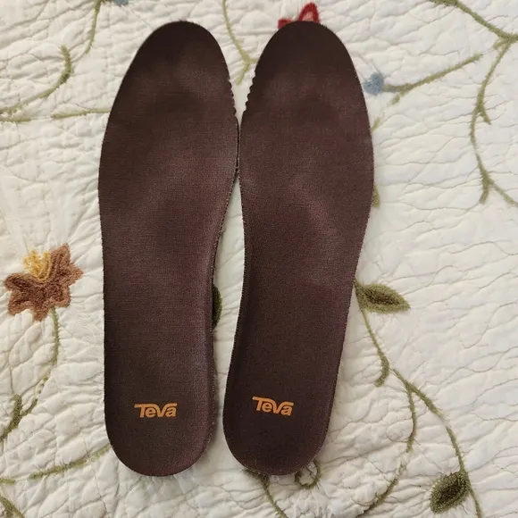 Teva De La Vina Dos Chelsea Quilted Bison LeatheR Boots SIZE 9 SANITIZED RTW